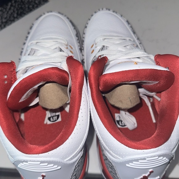 NEW Jordan 3 Retro Cardinal (GS) size 6.5 Y equivalent to 8 women’s - Picture 9 of 17